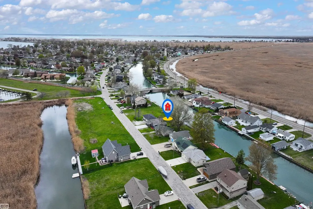 6334 Marina Drive Clay Township MI 48001