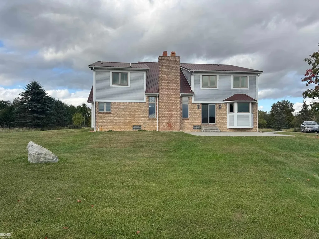 9817 Oatman Road Greenwood Township MI 48006