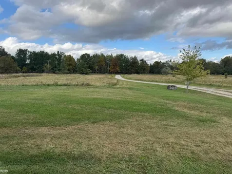9817 Oatman Road Greenwood Township MI 48006