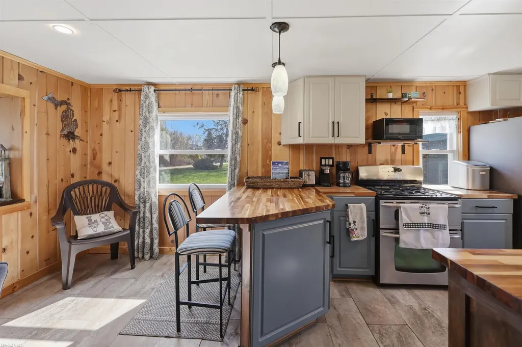 7426 Birchwood Road Worth Township MI 48450