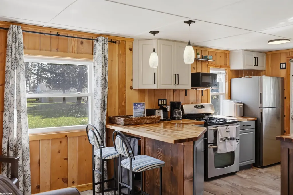 7426 Birchwood Road Worth Township MI 48450