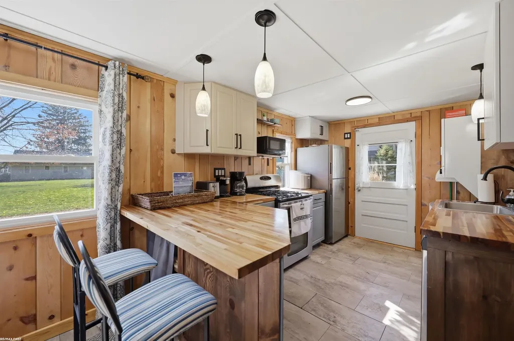 7426 Birchwood Road Worth Township MI 48450