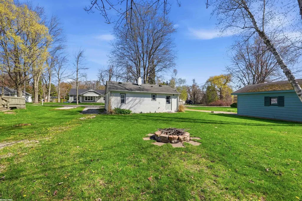 7426 Birchwood Road Worth Township MI 48450