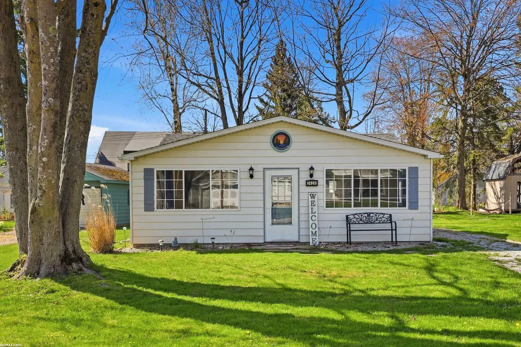 7426 Birchwood Road Worth Township MI 48450