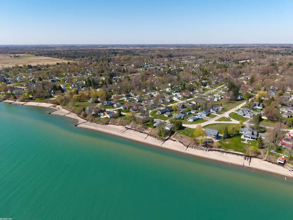 7426 Birchwood Road Worth Township MI 48450