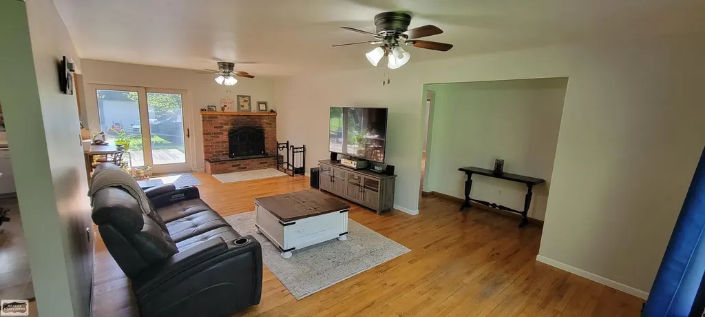 3293 Weygant Drive Rochester City MI 48306