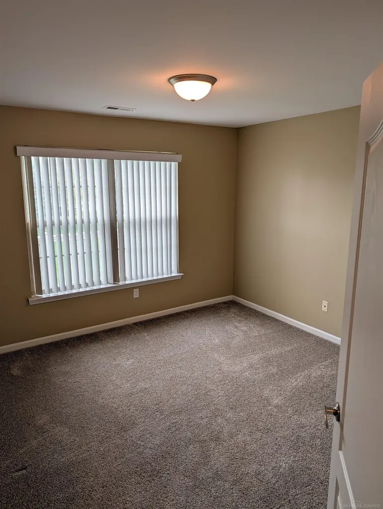 32974 Redstone Drive Chesterfield Township MI 48047