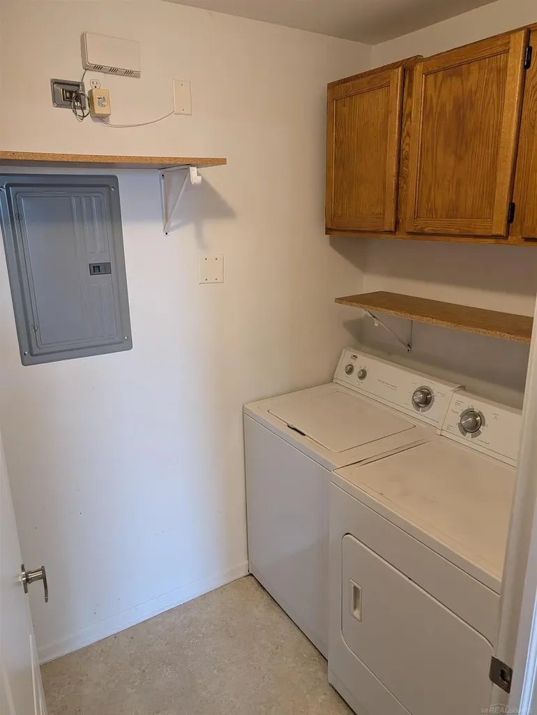 32974 Redstone Drive Chesterfield Township MI 48047