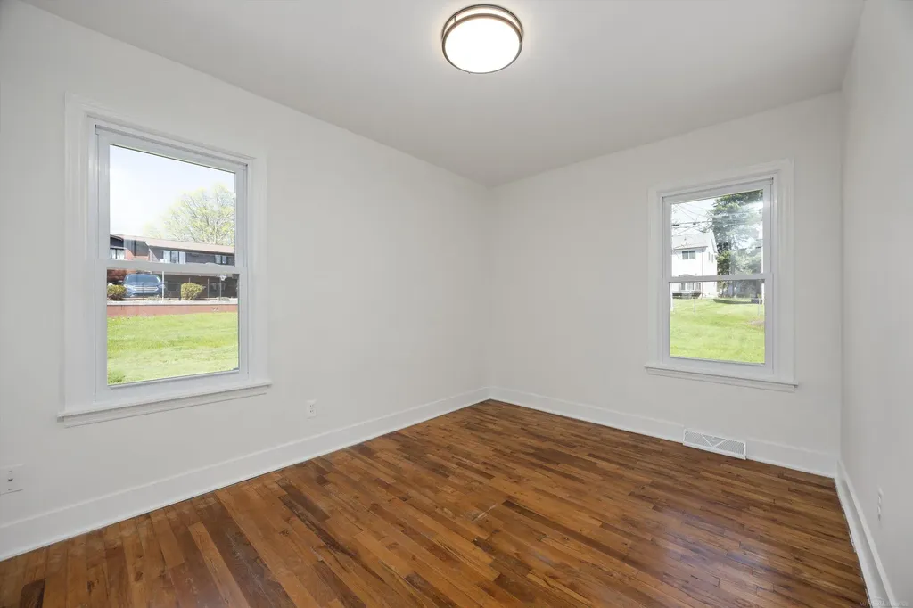7553 Nichols Street Utica City MI 48317
