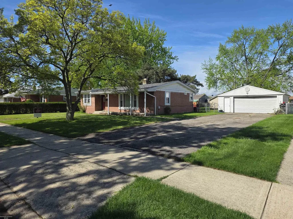 27815 Shock Street St. Clair Shores City MI 48081