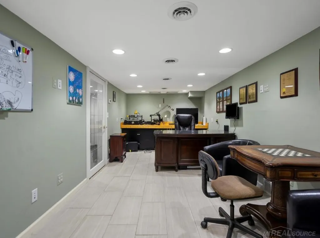 58540 Van Dyke Avenue Washington Township MI 48084