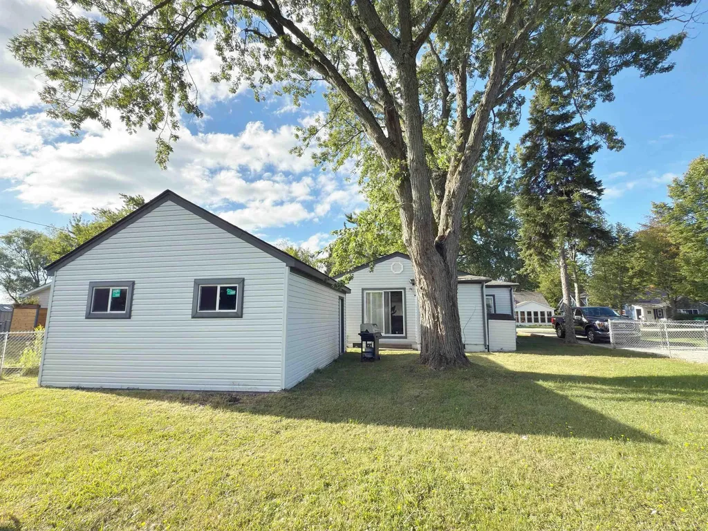 7525 Elmwood Road Worth Township MI 48450