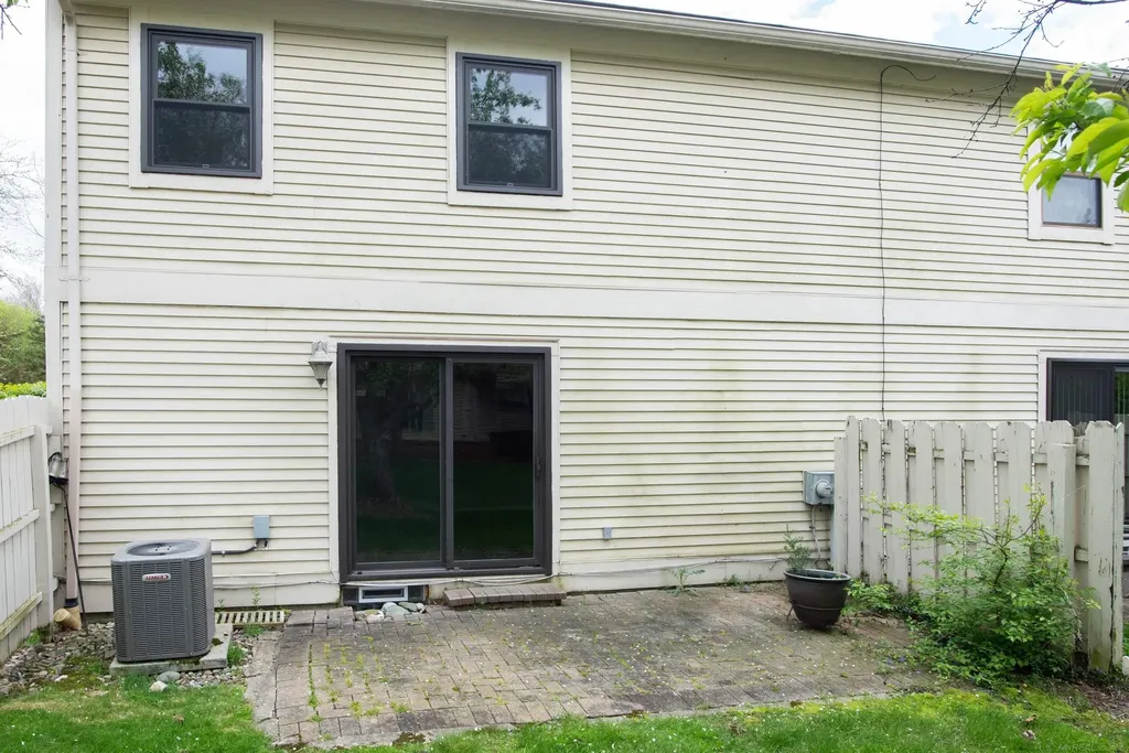 5679 Drake Hollow Drive West Bloomfield Charter Township MI 48322