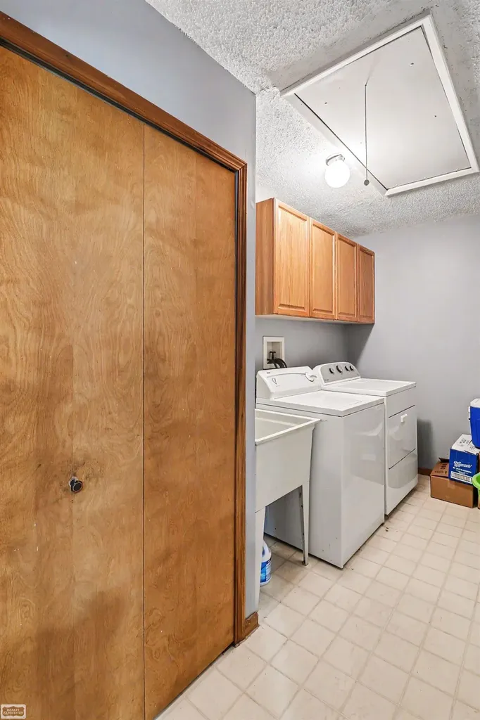 8978 Hidden Lake Drive Deerfield Township MI 48855