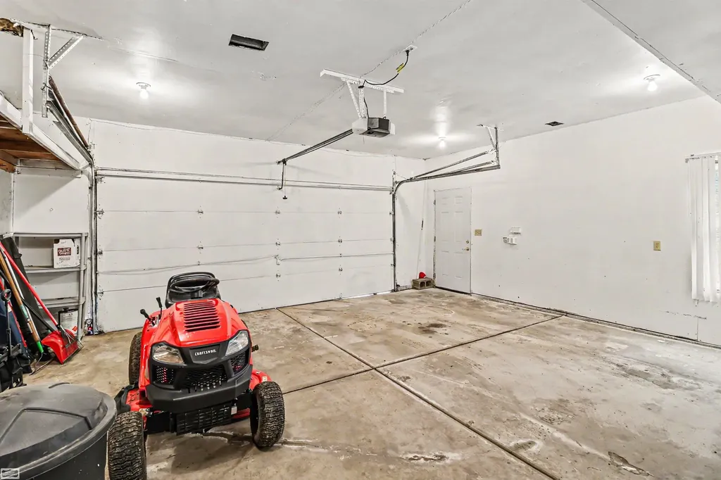 8978 Hidden Lake Drive Deerfield Township MI 48855