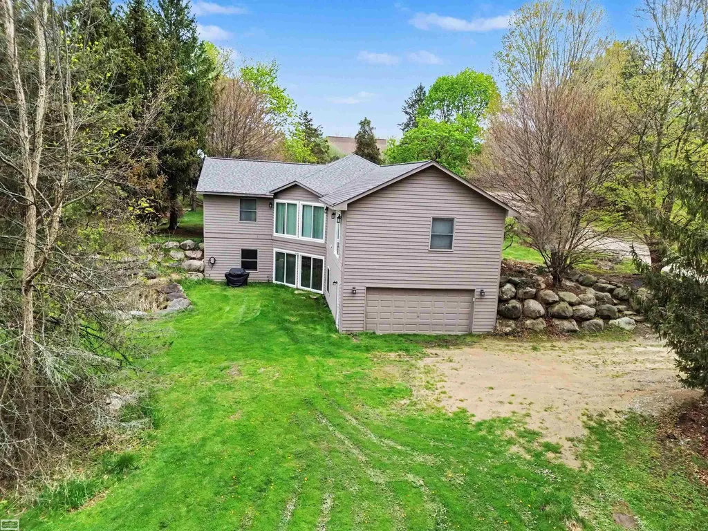 8978 Hidden Lake Drive Deerfield Township MI 48855