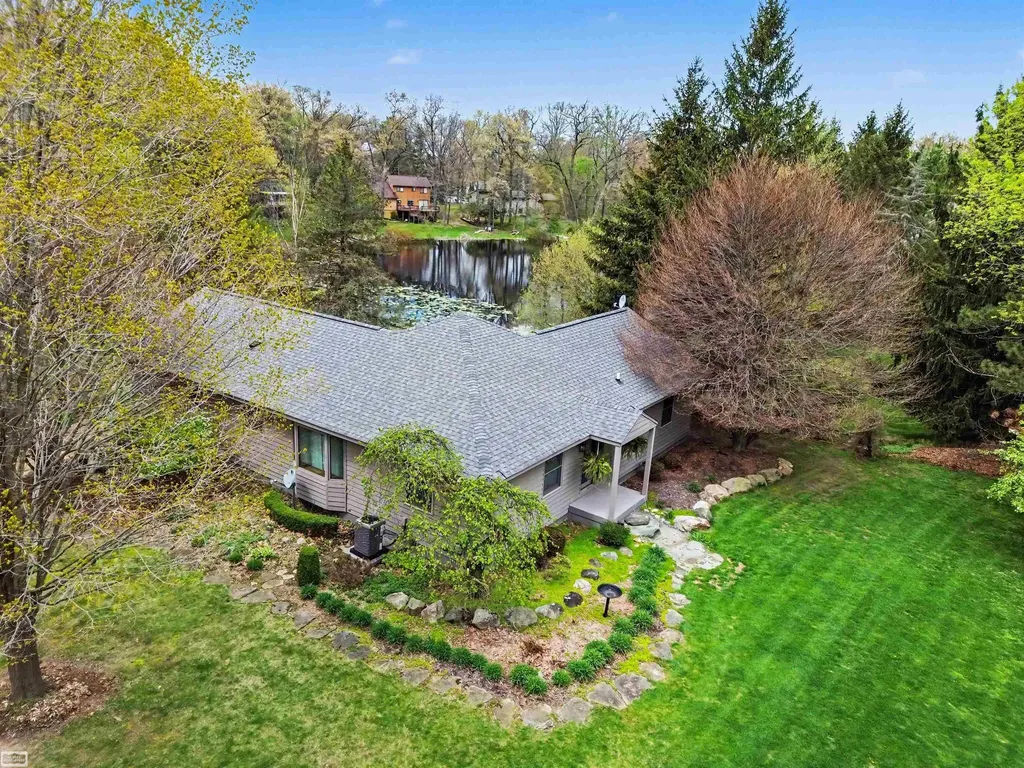 8978 Hidden Lake Drive Deerfield Township MI 48855