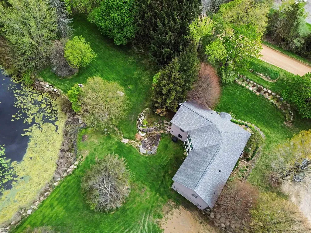 8978 Hidden Lake Drive Deerfield Township MI 48855
