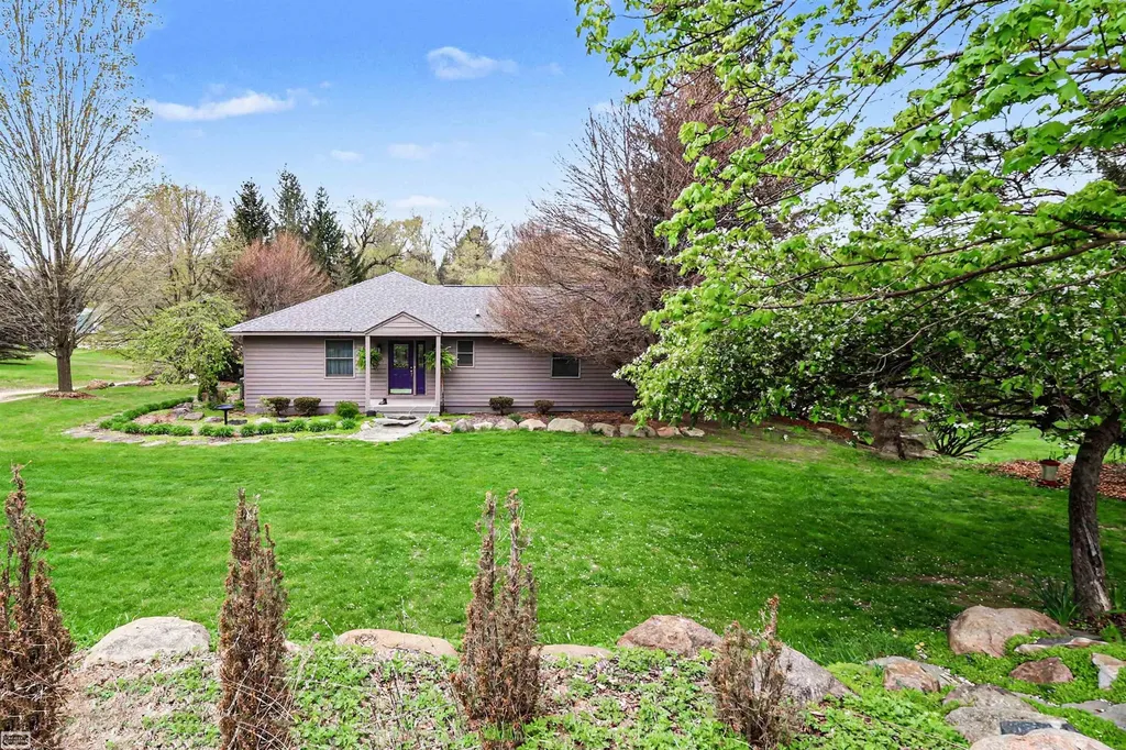 8978 Hidden Lake Drive Deerfield Township MI 48855