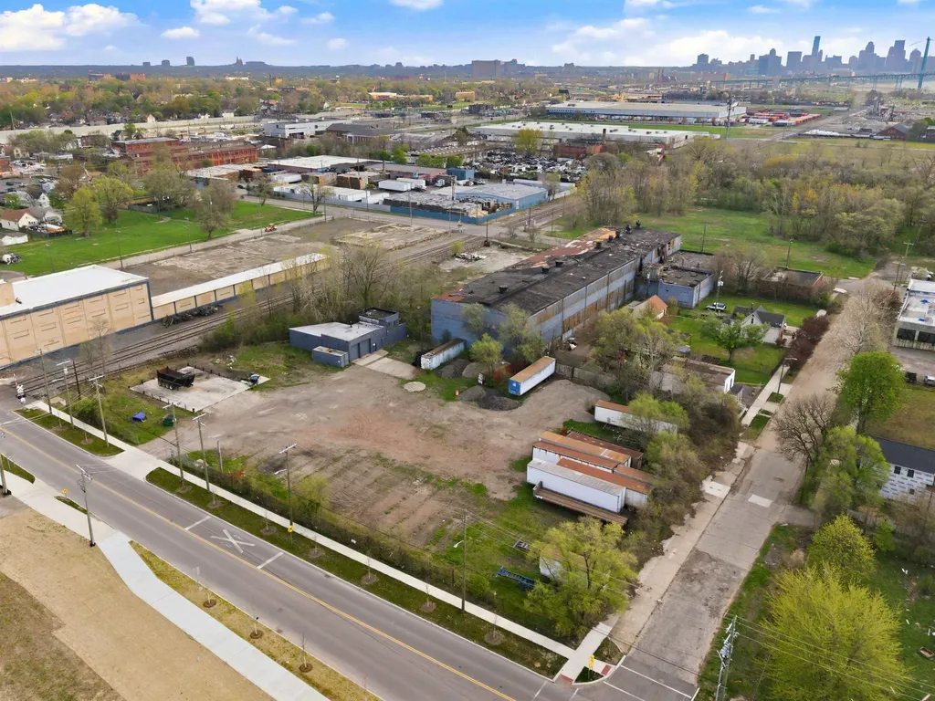 175 S Campbell Street Detroit City MI 48209