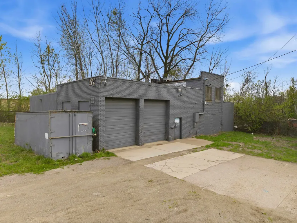 175 S Campbell Street Detroit City MI 48209
