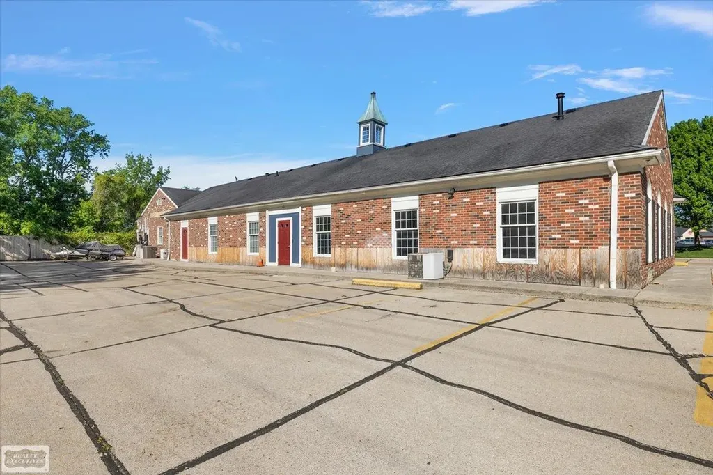 37244 S Groesbeck Highway Clinton Charter Township MI 48036