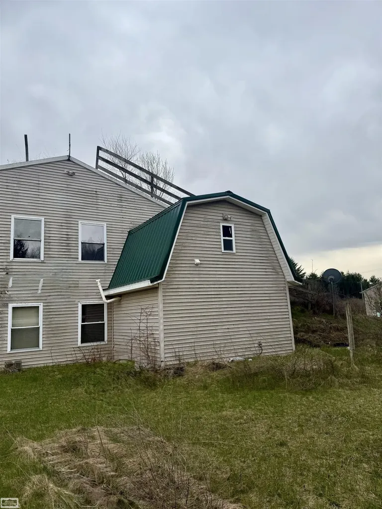 7285 Mayville Road Tuscola Township MI 48453