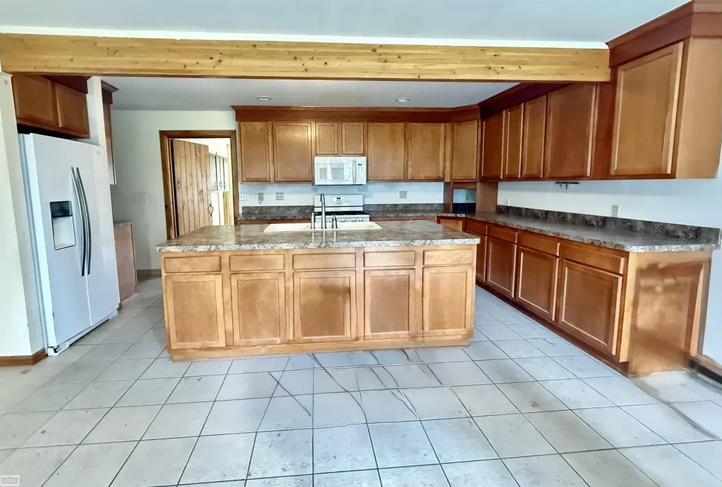 7285 Mayville Road Tuscola Township MI 48453