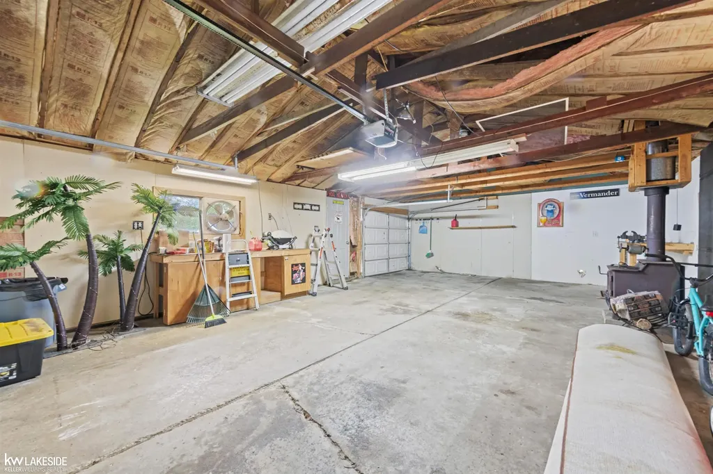 27080 S River Road Harrison Charter Township MI 48045