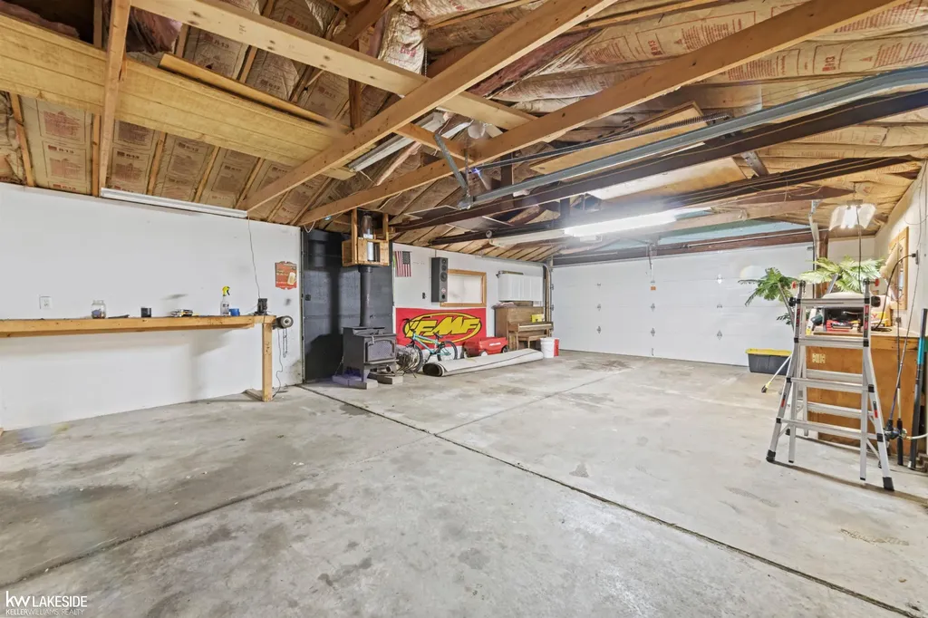 27080 S River Road Harrison Charter Township MI 48045