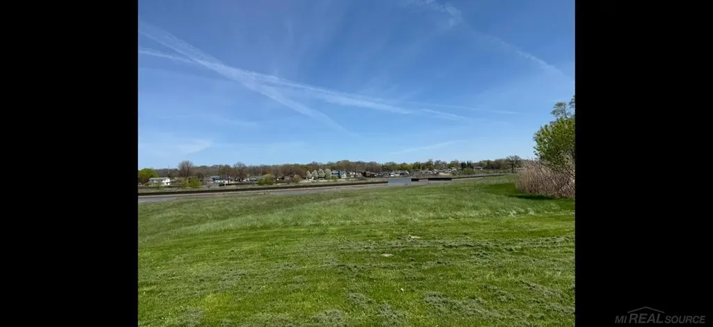 V/l Lot 7 Water Street Port Huron Charter Township MI 48060