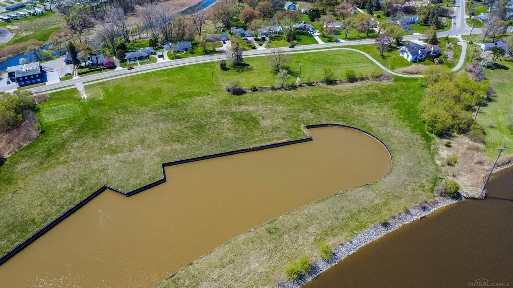 V/l Lot 4 Water Street Port Huron Charter Township MI 48060