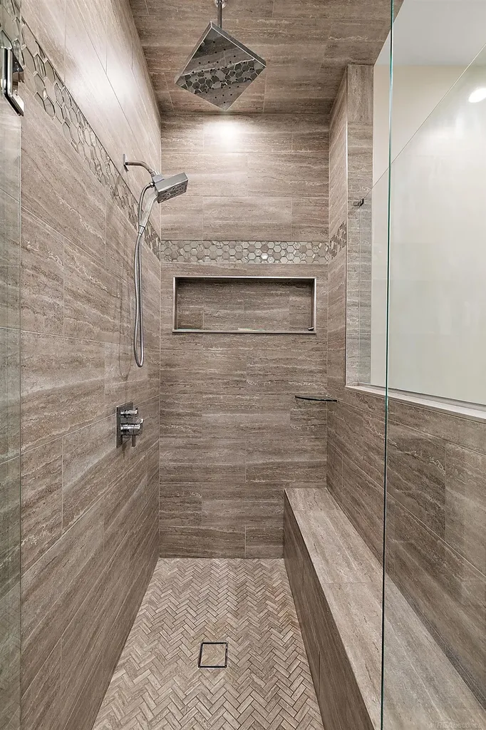 61573 Cotswold Drive Washington Township MI 48094