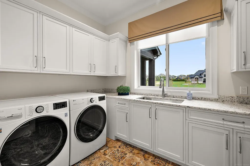 61573 Cotswold Drive Washington Township MI 48094