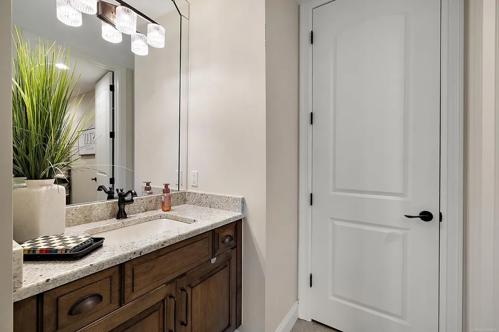 61573 Cotswold Drive Washington Township MI 48094