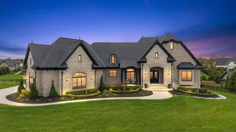 61573 Cotswold Drive Washington Township MI 48094