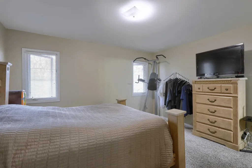 38895 Ridgeview Circle Clinton Charter Township MI 48036