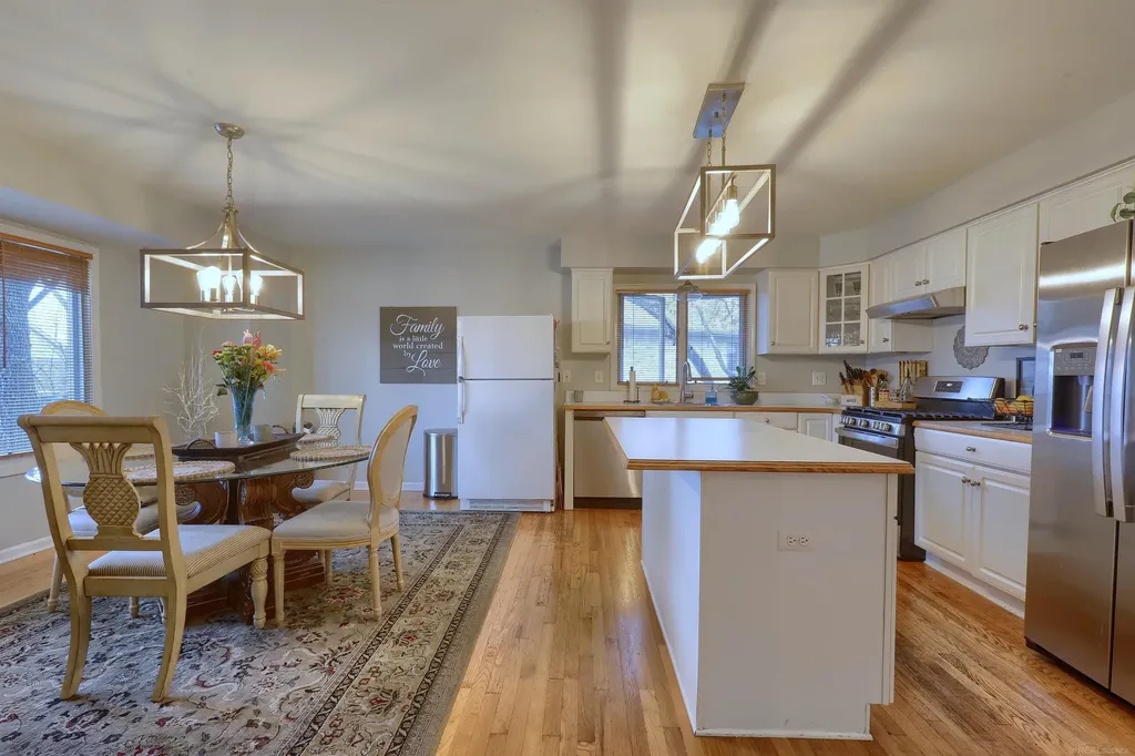 38895 Ridgeview Circle Clinton Charter Township MI 48036