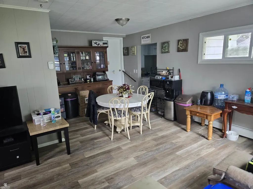 1296 Main Street Speaker Township MI 48454