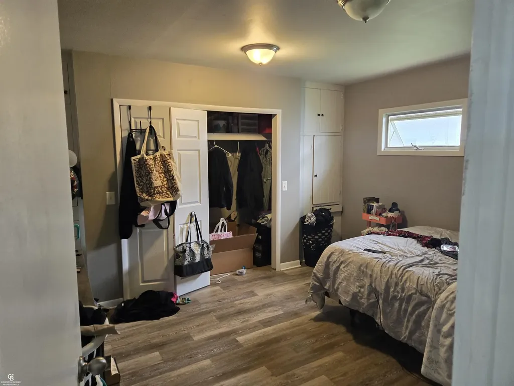1296 Main Street Speaker Township MI 48454
