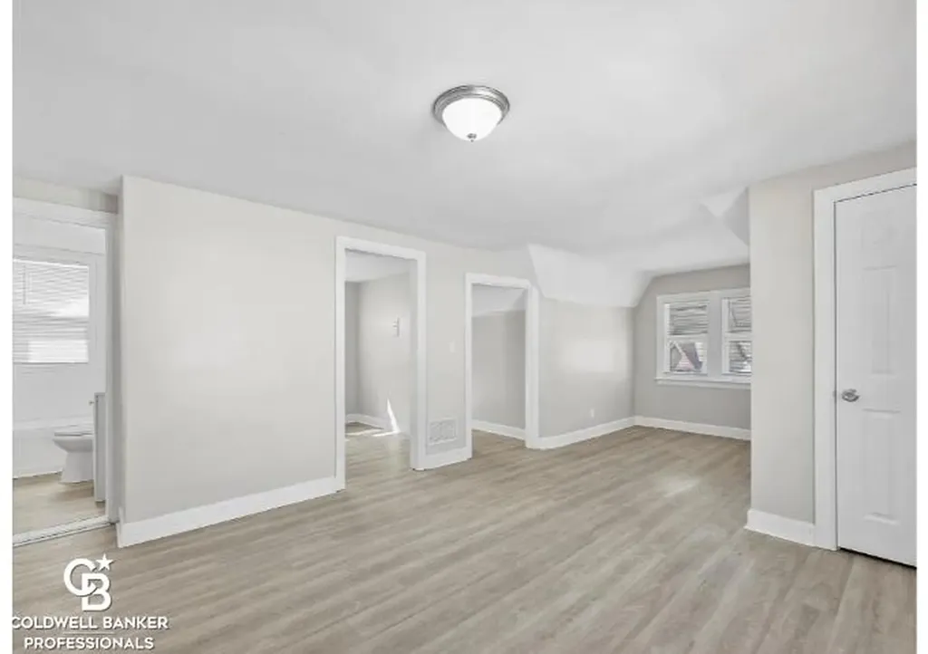 15740 Hartwell Street Detroit City MI 48227