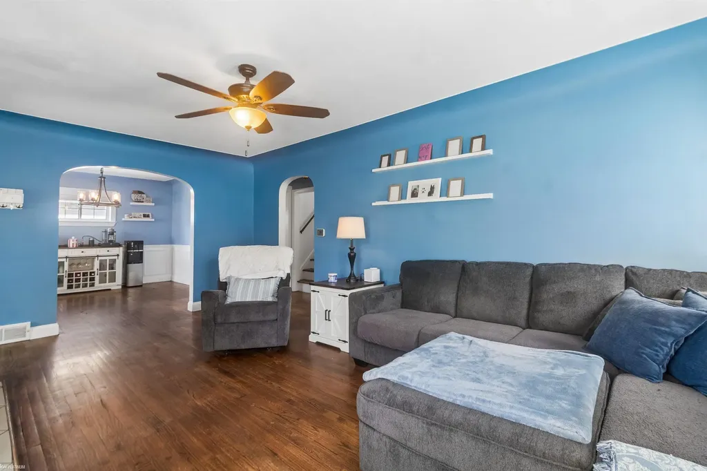 1324 22nd Street Port Huron City MI 48060