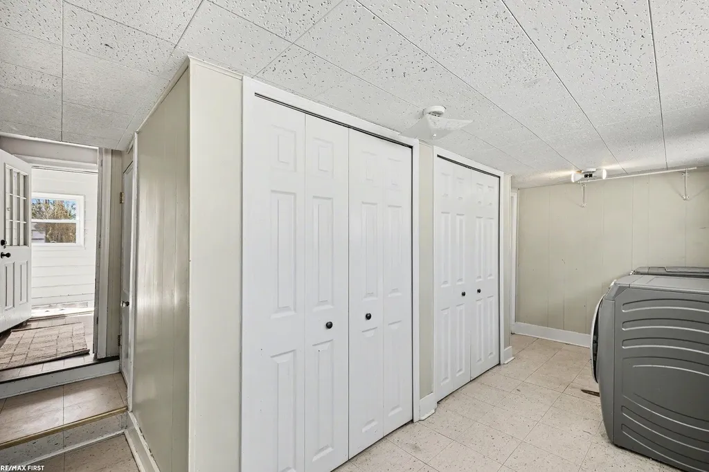 37810 Lanse Creuse Street Harrison Charter Township MI 48045