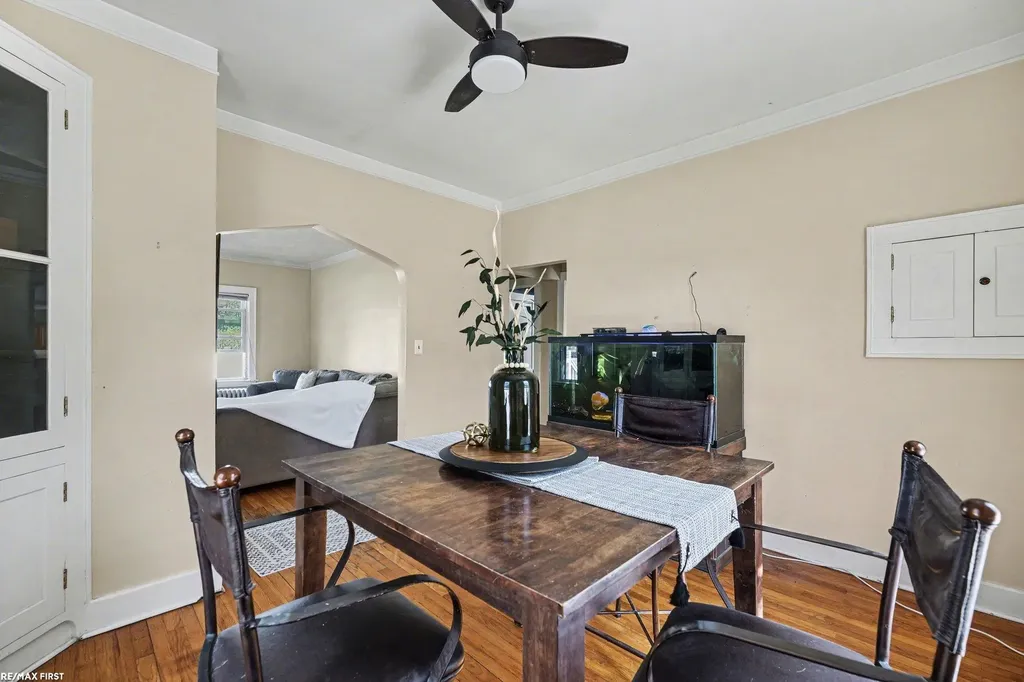 37810 Lanse Creuse Street Harrison Charter Township MI 48045