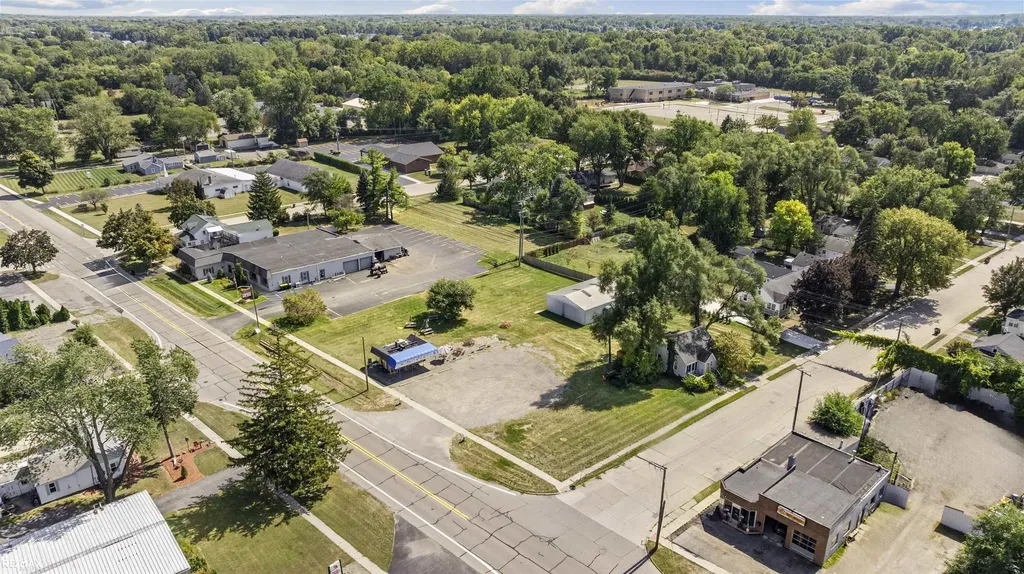 644 E Huron River Drive Belleville City MI 48111