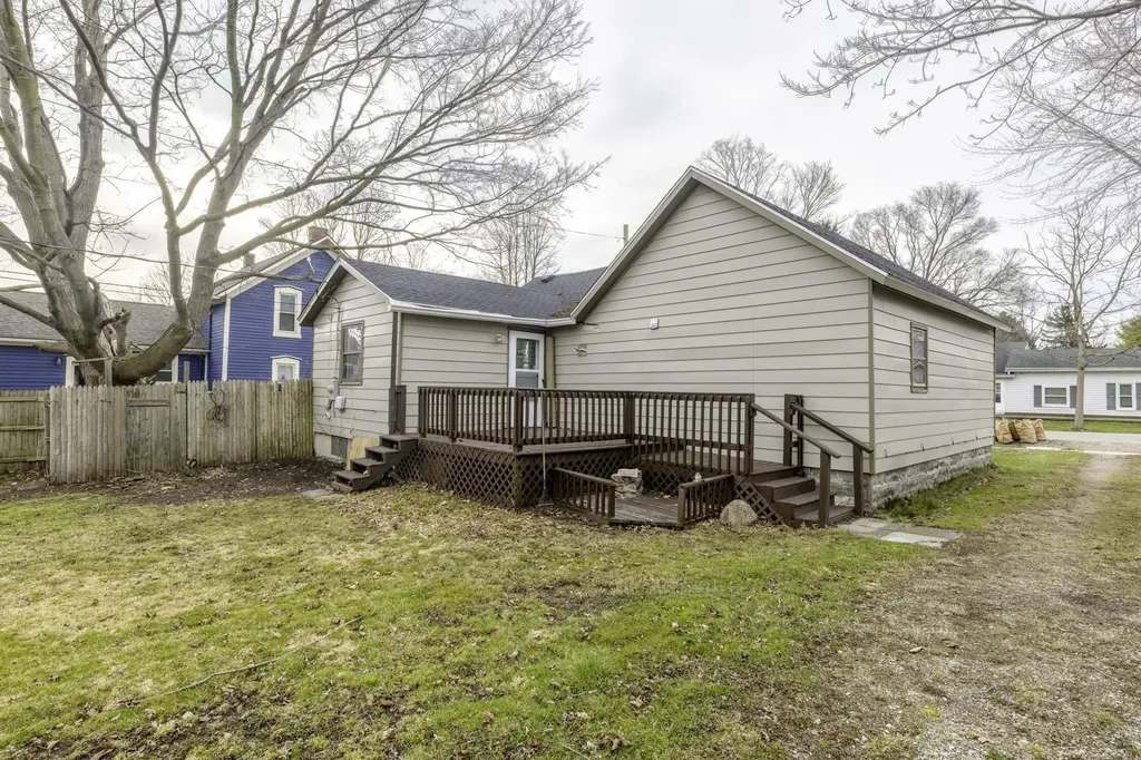 7173 Lake Street Lexington Village MI 48450