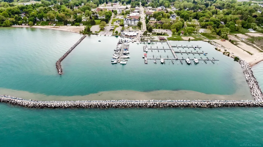 7173 Lake Street Lexington Village MI 48450