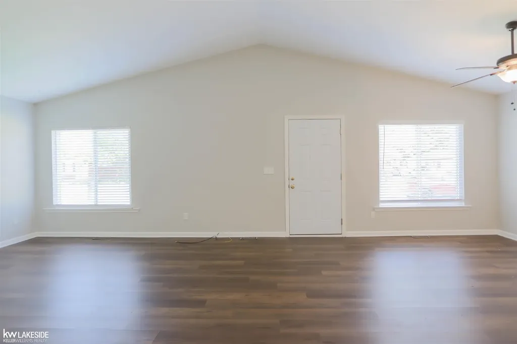 20432 Nicke Street Clinton Charter Township MI 48035