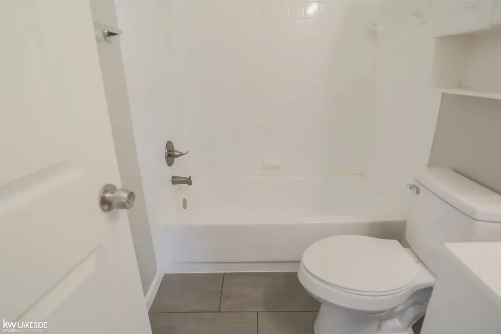 20432 Nicke Street Clinton Charter Township MI 48035