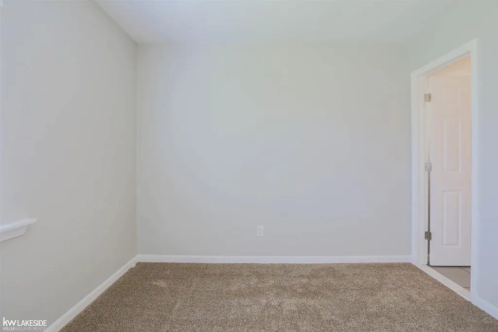20432 Nicke Street Clinton Charter Township MI 48035